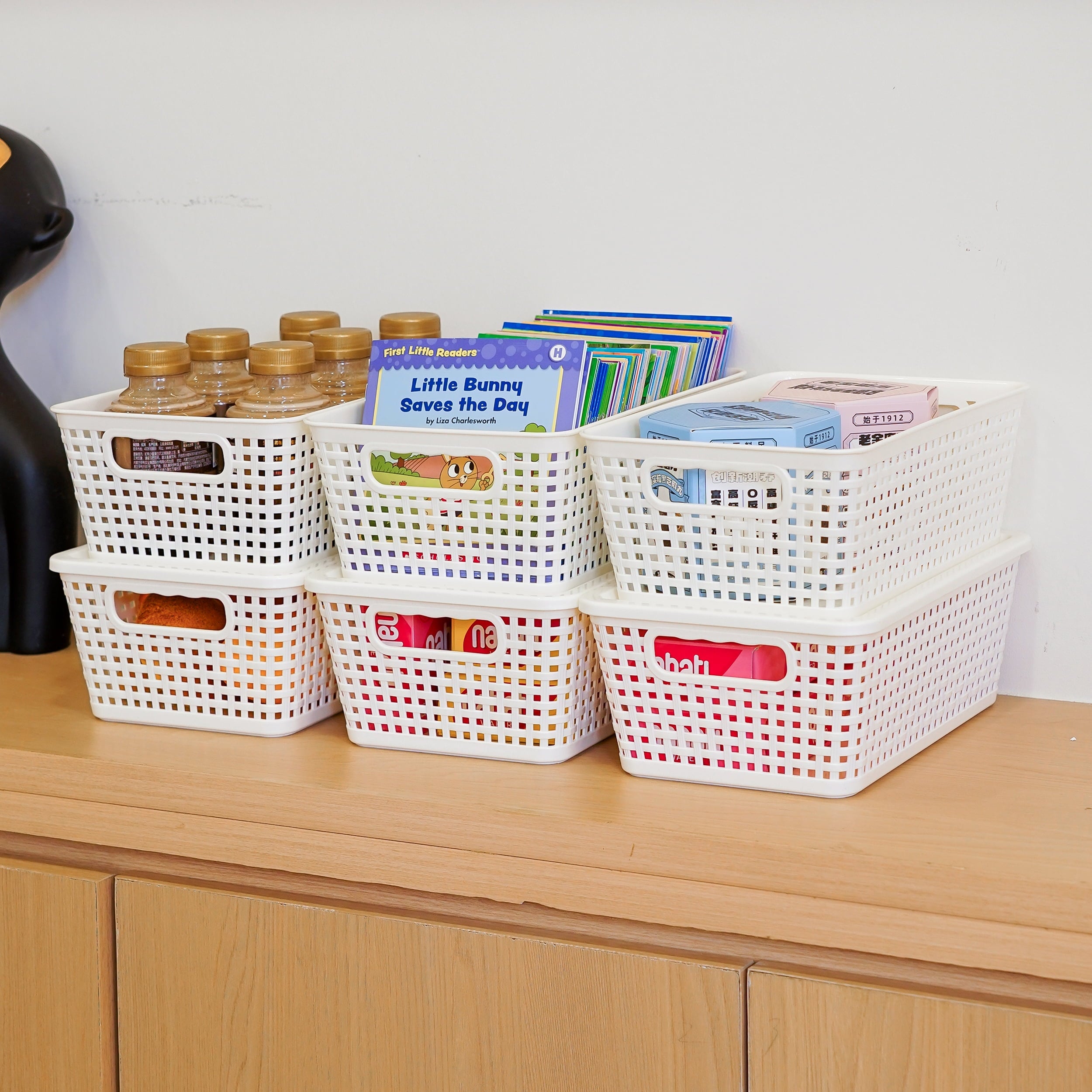 Small Plastic Storage Basket with Lid Handle White 7x10.9x4 in  6 Pack